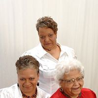 Jennie Farrar Photo 13