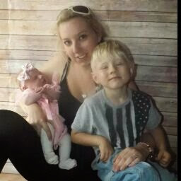 Michelle Faulkner Photo 25