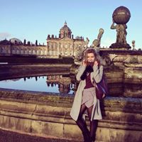 Joanna Barker Photo 40