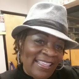 Lorraine Griffin Photo 21