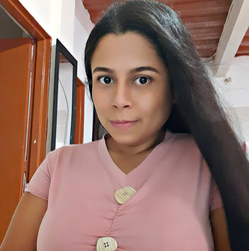 Luz Serrano Photo 34