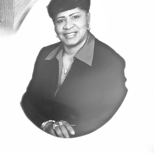 Robin Walton Photo 8
