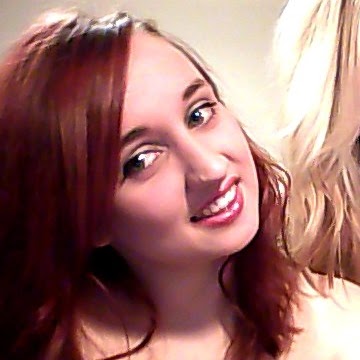 Louise Cunningham Photo 23