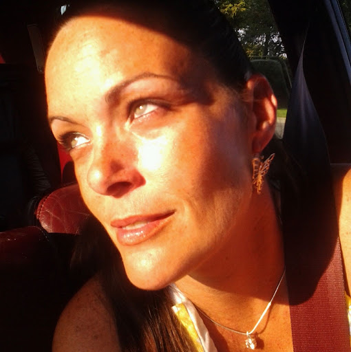 Julie Nelson Photo 15
