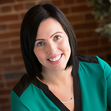 Julie Buchanan Photo 19