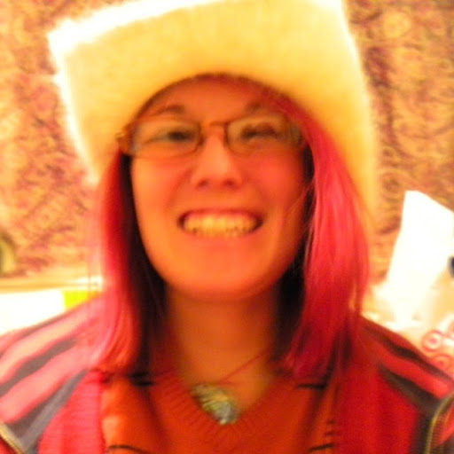 Hannah Andrews Photo 15