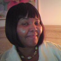 Robyn Sanders Photo 10