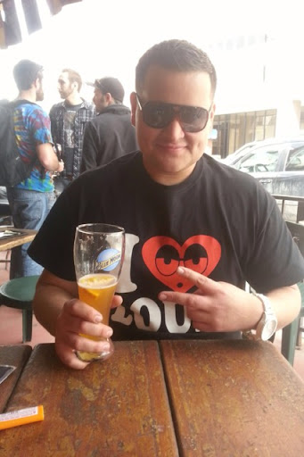 Peter Valentine Photo 33