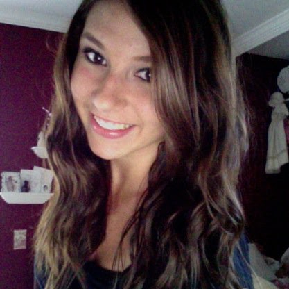 Elisabeth Marino Photo 2
