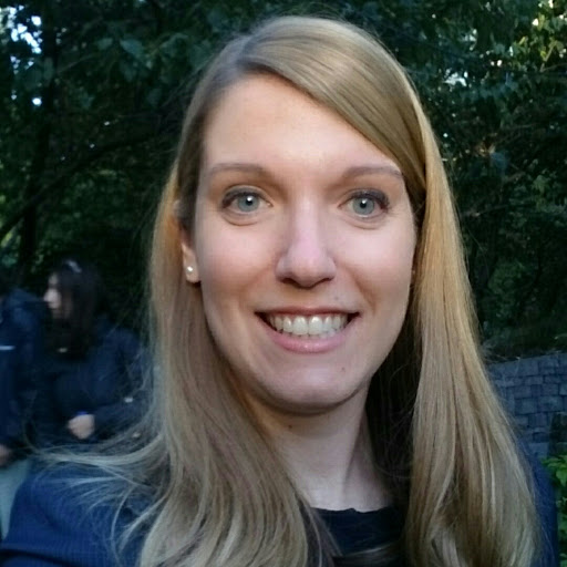 Amy Thomas Photo 17