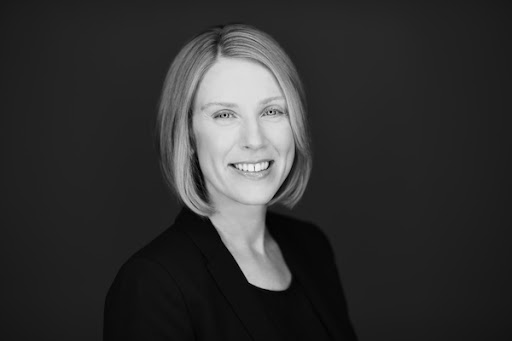 Kristin Lehman Photo 14