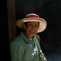 Susan Christiansen Photo 25