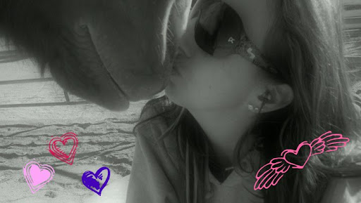 Kris Griffith Photo 6