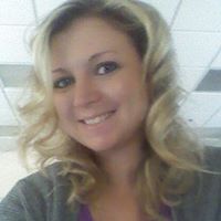 Erin Lindstrom Photo 7