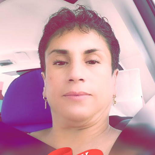 Evelyn Acevedo Photo 37