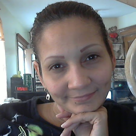 Bernadette Valderrama Photo 3