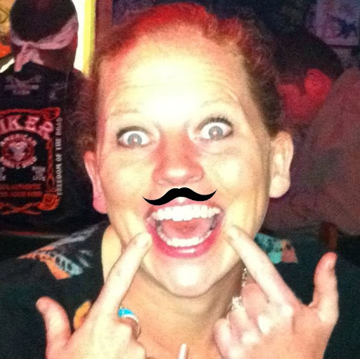 Rachel Ellis Photo 8