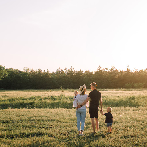 Julie Bonner Photo 18