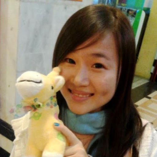 Elaine Chin Photo 9