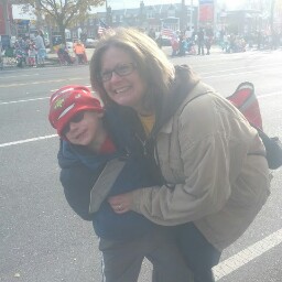 Sue Donahue Photo 30