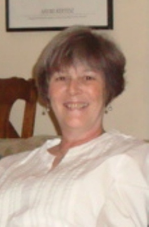 Elizabeth Aiken Photo 19