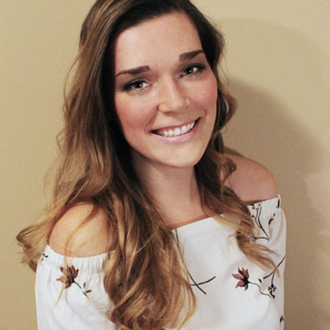 Samantha Hamilton Photo 36