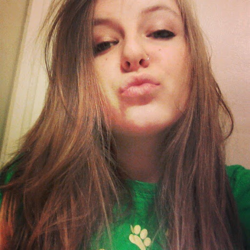 Haley Young Photo 14