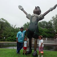 Laura Centers Photo 3