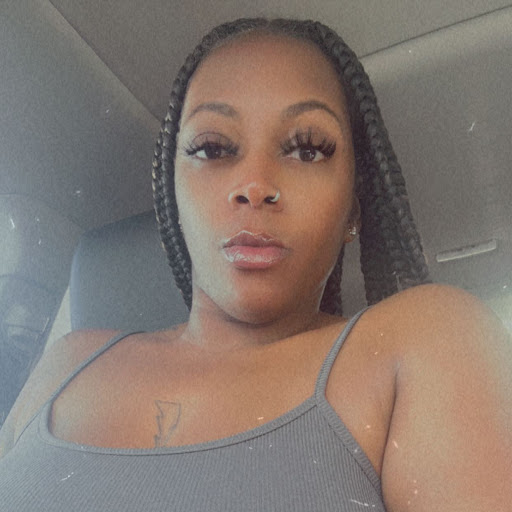 Desiree Morris Photo 11