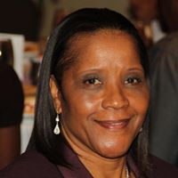 Carolyn Harvey Photo 33