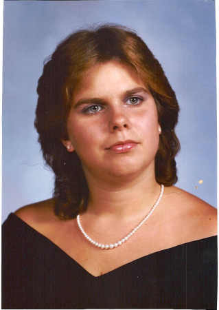 Tracey Barnes Photo 30