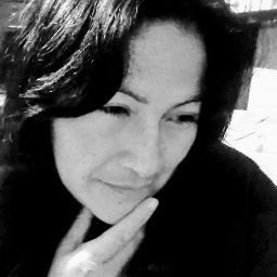 Araceli Martinez Photo 32