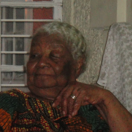 Frances Bryan Photo 15