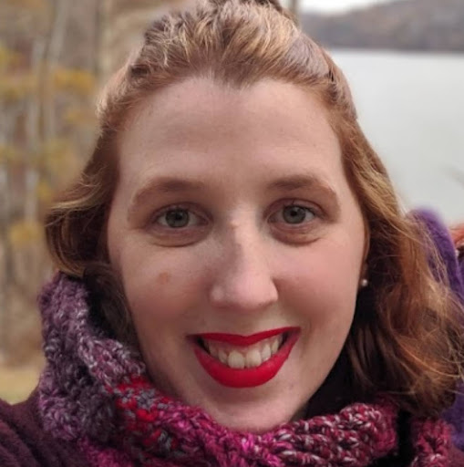 Sarah Hicks Photo 18