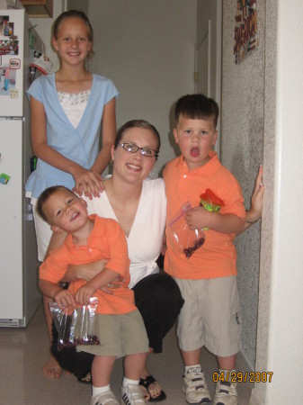 Julie Burch Photo 25