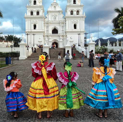 Jennifer Calderon Photo 35