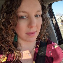 Stephanie Luce Photo 30