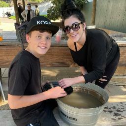 Alyssa Griffith Photo 8