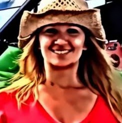 Andrea Caldwell Photo 10