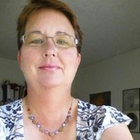 Debbie Roberson Photo 30