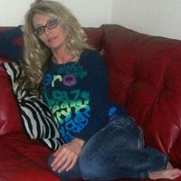 Amanda Francis Photo 3