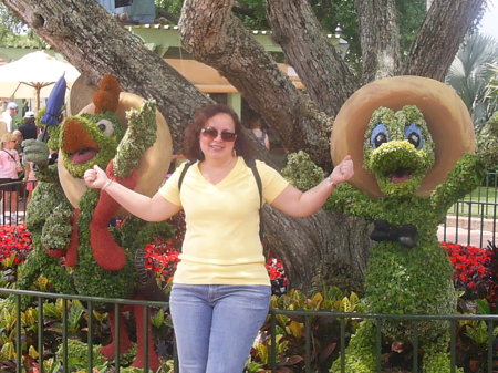 Marlene Flores Photo 9