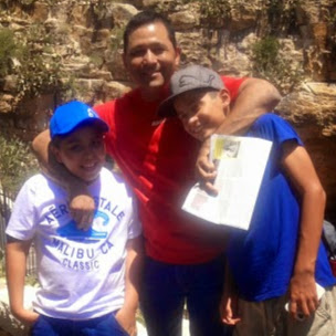 Rafael Reyes Photo 20 Rafael Reyes Photo 20