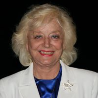 Janet Schwartz Photo 16