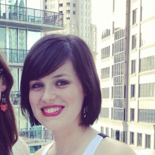 Stephanie Travis Photo 35