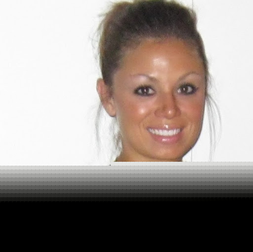 Erin Stilwell Photo 11