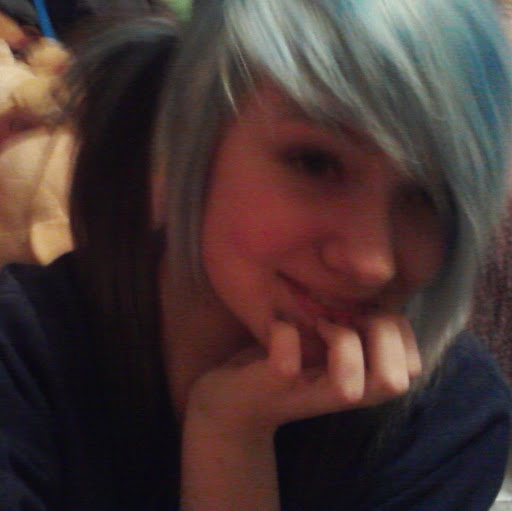 Crystal Smiley Photo 10