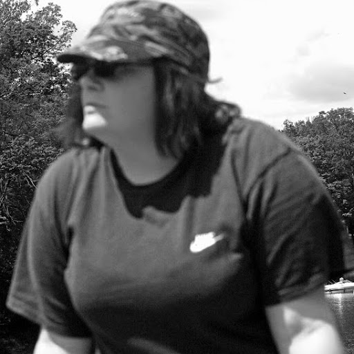 Michelle Hatfield Photo 33