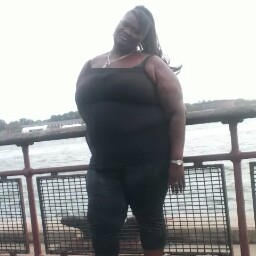 Angel Richardson Photo 11