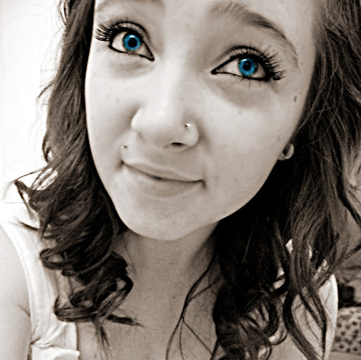 Karina Harris Photo 11